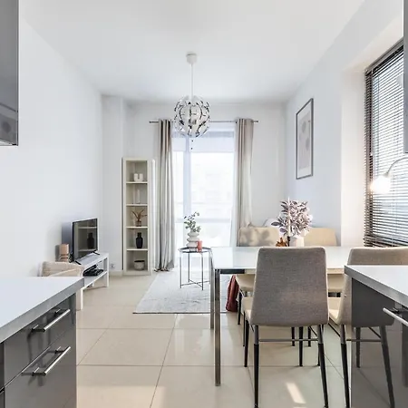 Апартаменты Superapart Bartycka 61